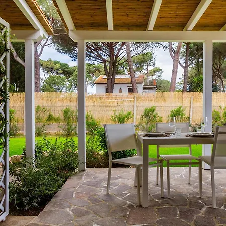 Casale Lorenzo *