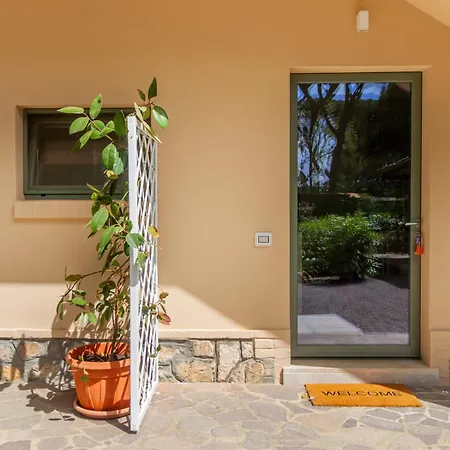 Casale Lorenzo 度假居 *