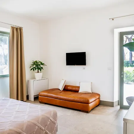 度假居 Casale Lorenzo *