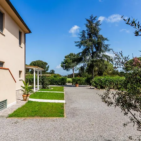 Casale Lorenzo 度假居 *